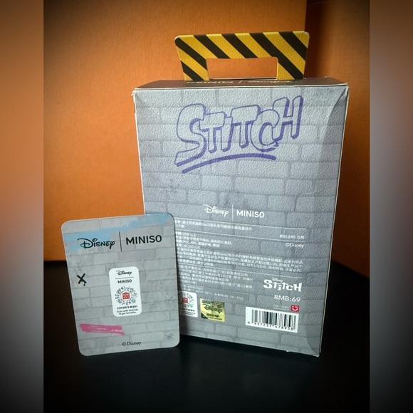 MINISO x Disney Stitch GenZ Street Collection Vinyl Plush Pendent - Flash - Picture 3 of 4